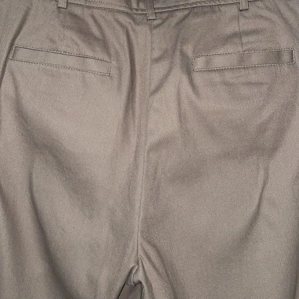 Counterparts shorts  - Picture 6 of 9